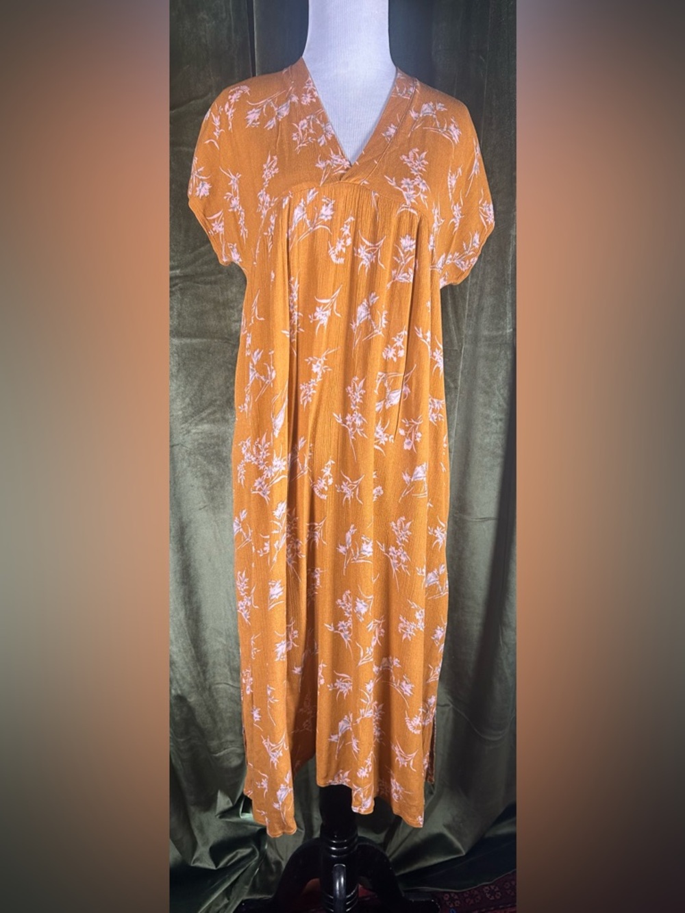 Haley Solar LA | Floral V-Neck Maxi Dress / Caftan - Picture 2 of 6